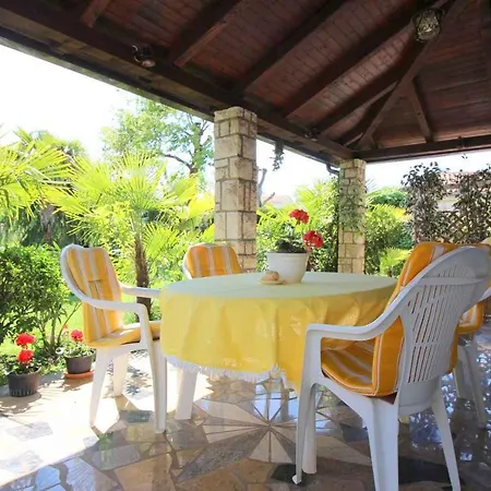 Holiday Home In Porec - Istrien 10308